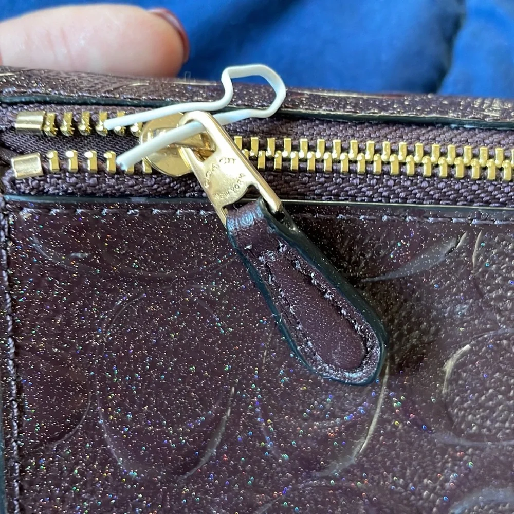 Coach wallet with charms NWT Never used - Picture 12 of 13